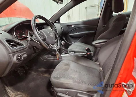 2016 Dodge Dart Sxt Sport z USA, uszkodzony, nr VIN 1C3CDFFA0GD802284